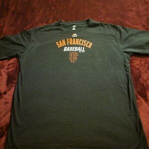 San Francisco Giants Short Sleeve Shirt. Mens 4XLT. Great Shape.